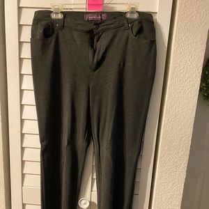 Gloria Vanderbilt Amanda Trousers
